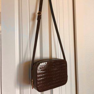 Cuyana Camera Bag (Chocolate/Croc-Embossed)
